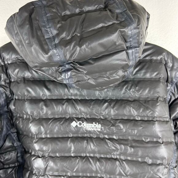 Columbia Titanium OutDry 700 Down Hooded Gray Jacket Women’s Large Duck Down - Picture 11 of 12